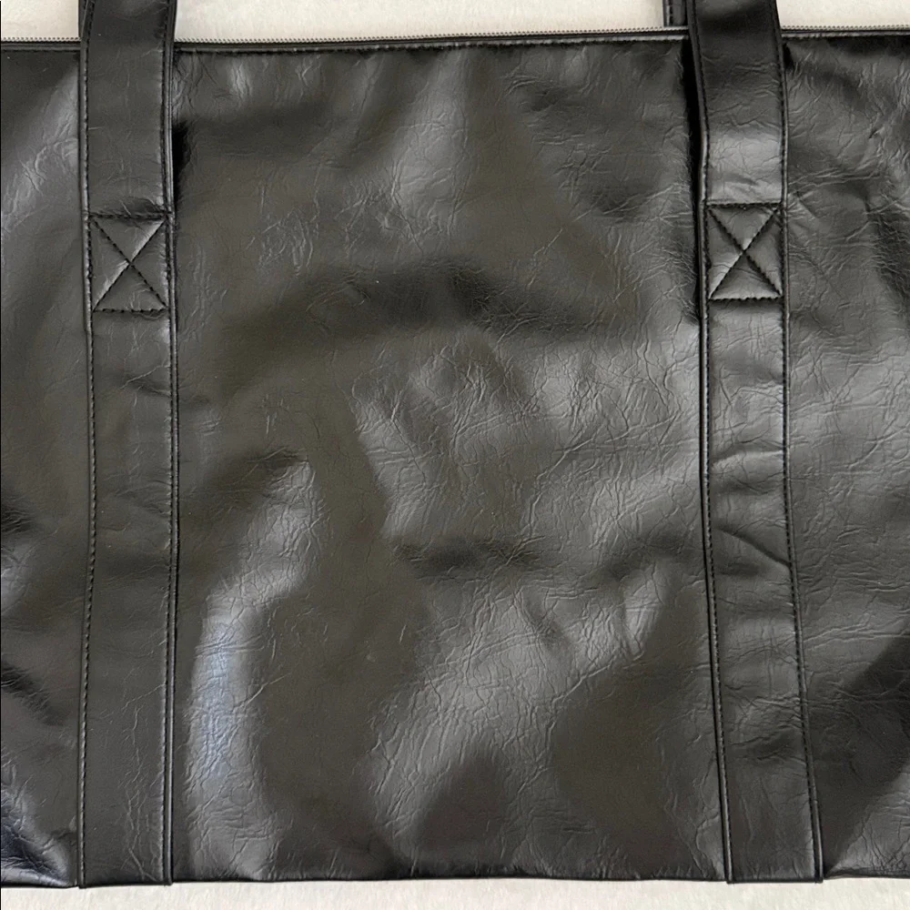 John Varvatos | Faux Leather Weekender Travel Duffel Tote Bag Shoulder Strap - Picture 11 of 16